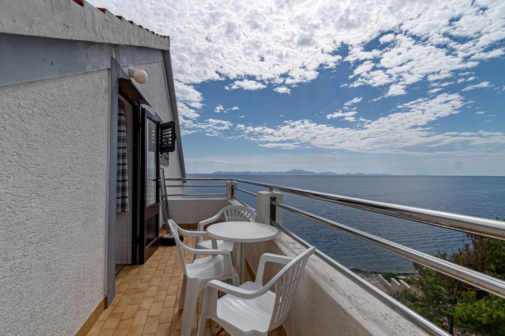 Family Friendly Apartments With A Swimming Pool Zavalatica, Korcula - 183 Exterior photo
