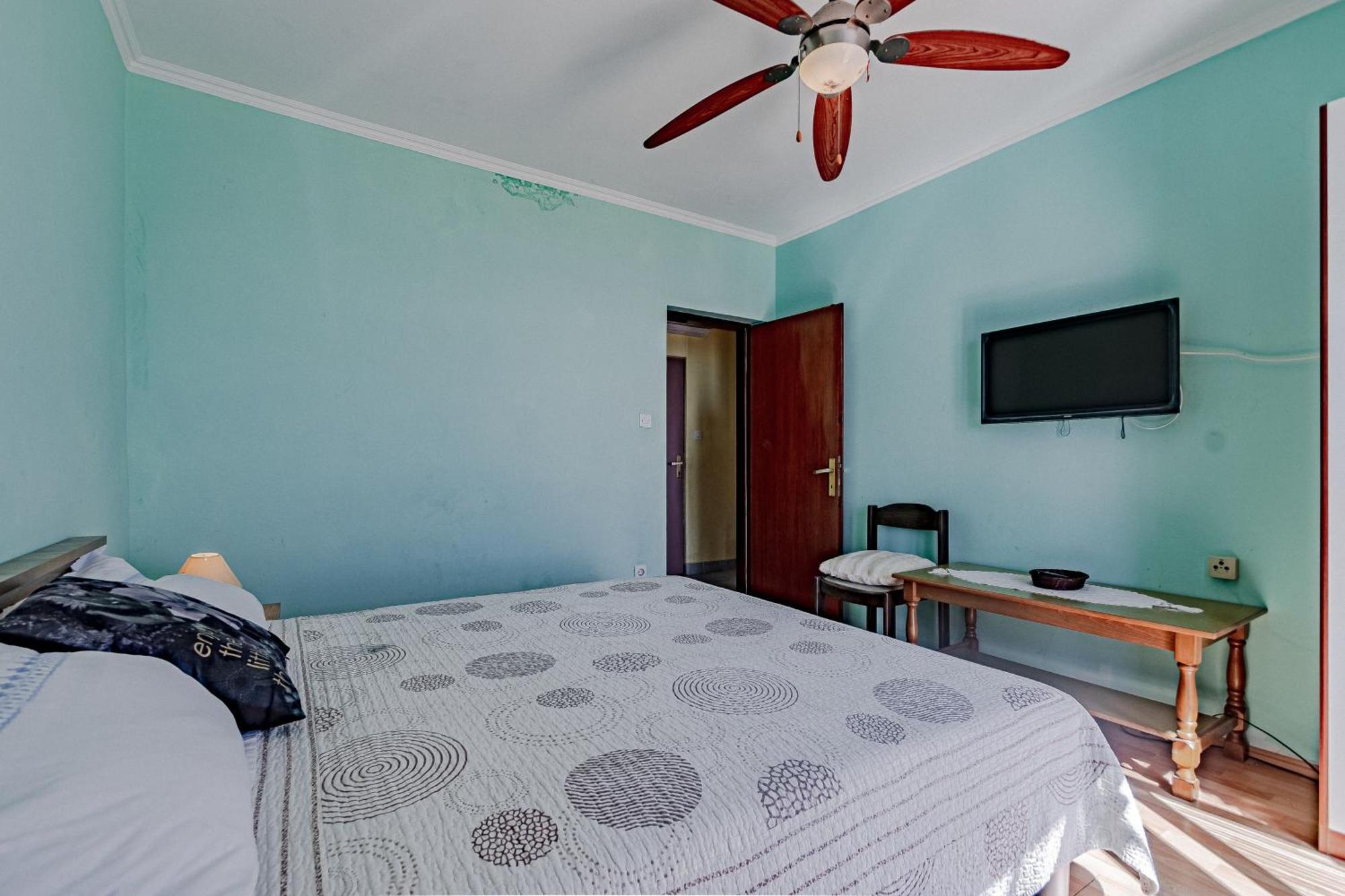 Family Friendly Apartments With A Swimming Pool Zavalatica, Korcula - 183 Room photo